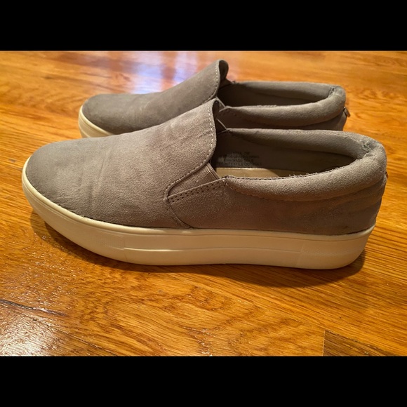 Steve Madden Gills grey suede sneakers - Picture 6 of 9
